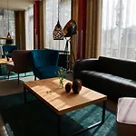 Sportforum Hotel 2*