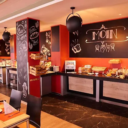 Sportforum Hotel 2*