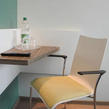 Sportforum Hotel 2*