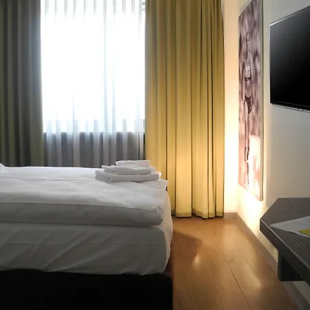 Sportforum Hotel 2*