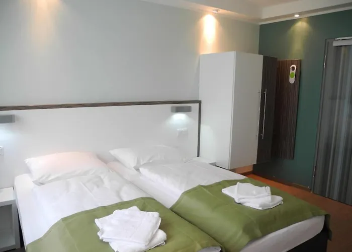 Sportforum فندق 2*