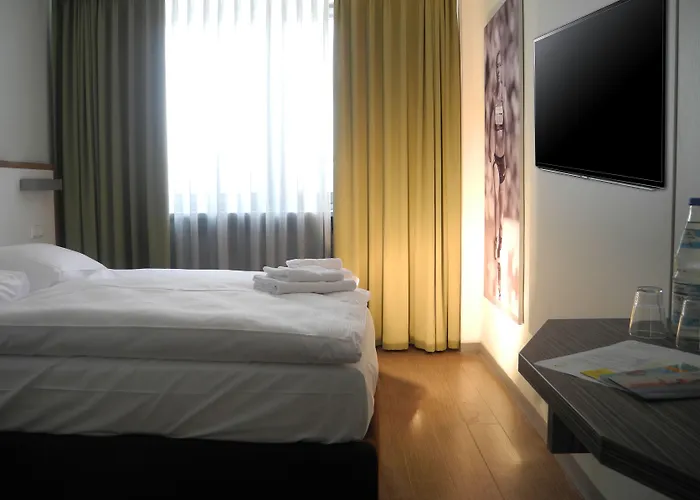 Sportforum فندق 2*