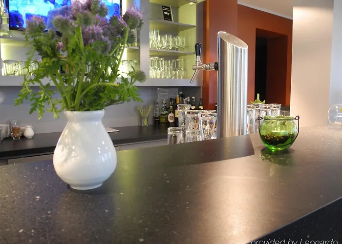 فندق Sportforum 2*